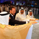 Crown Prince Haakon, Sheikh Hamad and Minister of trade and industry, Abdulla Bin Hamad Al-Attiyah, during the opening of Qatalum (Photo: Lise Åserud / Scanpix)